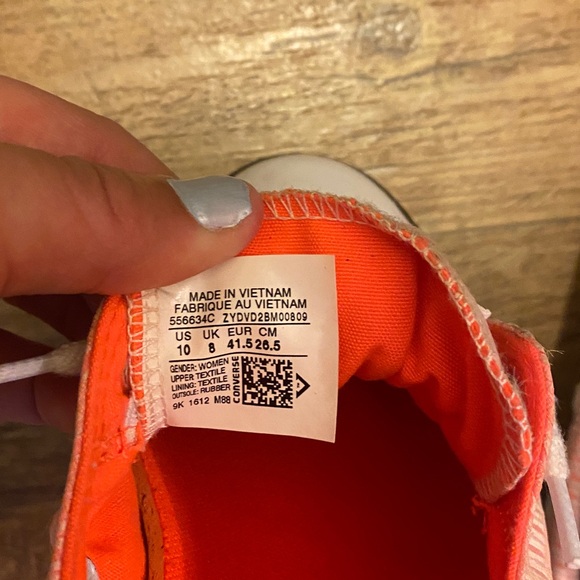 Converse Peach Low-Top Sneakers - Picture 3 of 3